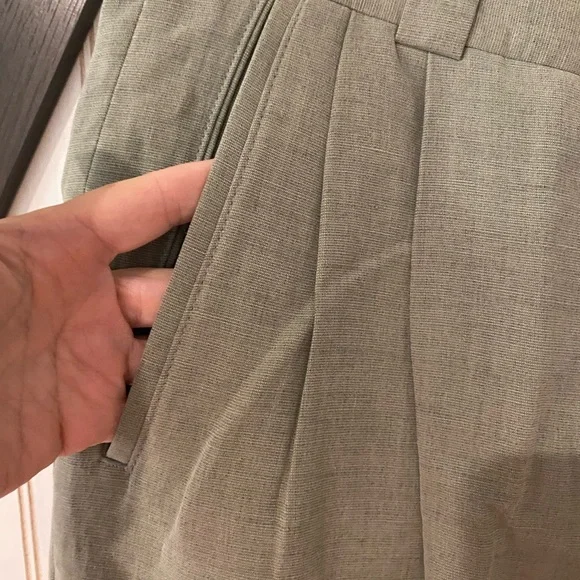 Saks Fifth Avenue Men's 36x30 Gray Linen Blend Pants Green/light Olive pleated - Picture 3 of 8